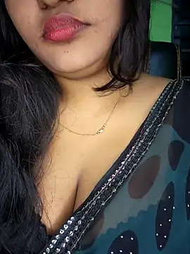 Snapshot of Kotha_-Moni chatting on 07.15.26 Kotha -Moni online show from 07.15.26