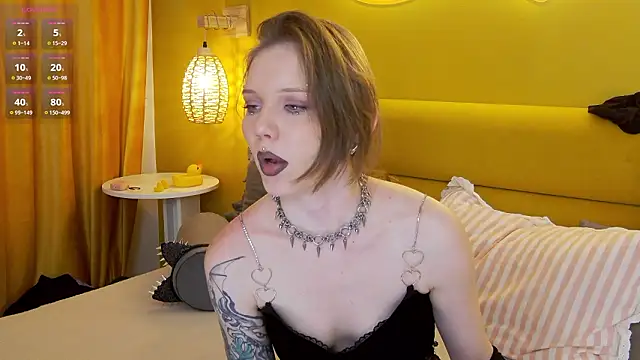 Snapshot of lessysweety chatting on 02.26.26 lessysweety online show from 02.26.26