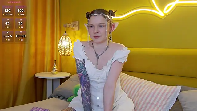 Snapshot of lessysweety chatting on 03.02.26 lessysweety online show from 03.02.26