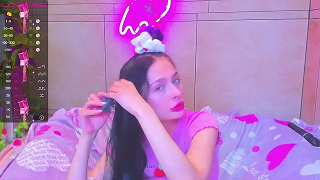 Vanessa Florence online show from 03.02.25