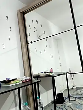 LaraJuicyxx online show from 12.01.24