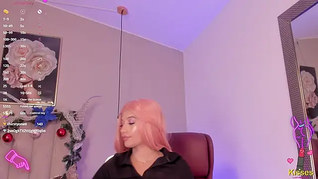 Snapshot of Emma_Thompsson chatting on 01.09.25 Emma Thompsson online show from 01.09.25