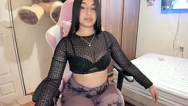 julieth hot69 online show from 03.31.26