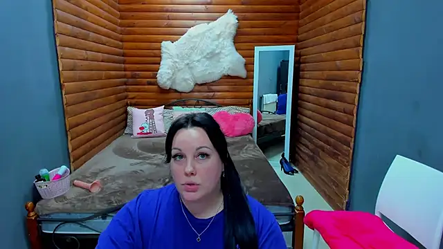 Snapshot of BubbleEmma chatting on 01.17.25 BubbleEmma online show from 01.17.25