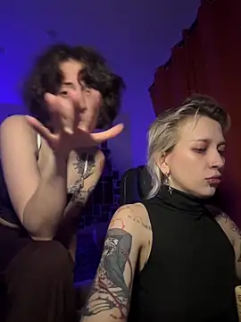 Dooubletroublee online show from 04.01.26