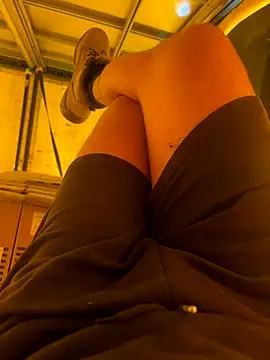 Snapshot of cussy007 chatting on 09.26.25 cussy007 online show from 09.26.25