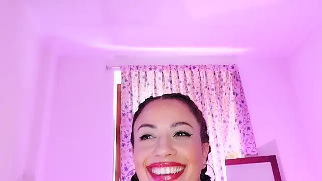 Snapshot of Latina_hot2024 chatting on 01.22.25 Latina hot2024 online show from 01.22.25