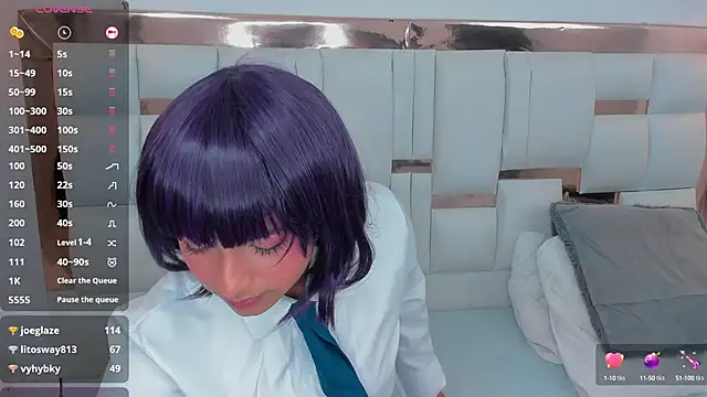 Snapshot of PittAndLunaa chatting on 02.04.25 PittAndLunaa online show from 02.04.25