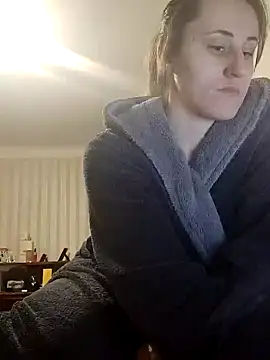 emeli moon online show from 01.02.25