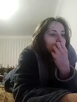 emeli moon online show from 01.28.25