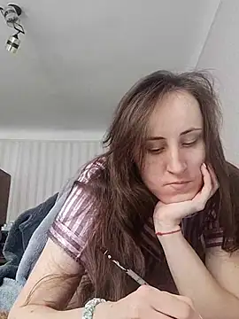 emeli moon online show from 02.28.25