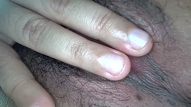 white sexy  online show from 11.21.25