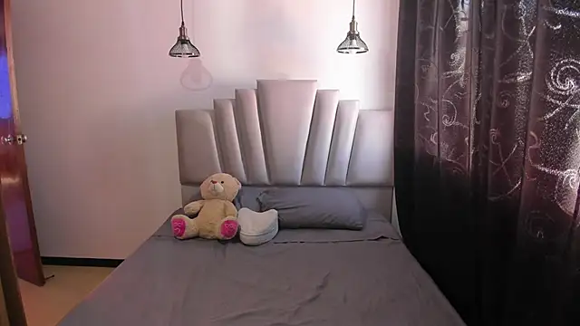 samantha  wilson online show from 11.07.25