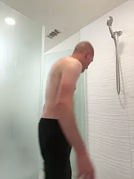 El Gizmo online show from 02.21.25