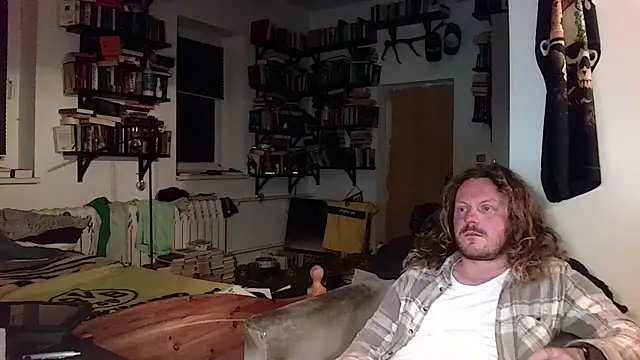 Snapshot of sunr1sa chatting on 11.05.25 sunr1sa online show from 11.05.25