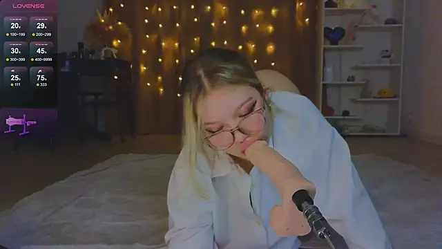 May aster online show from 03.23.25