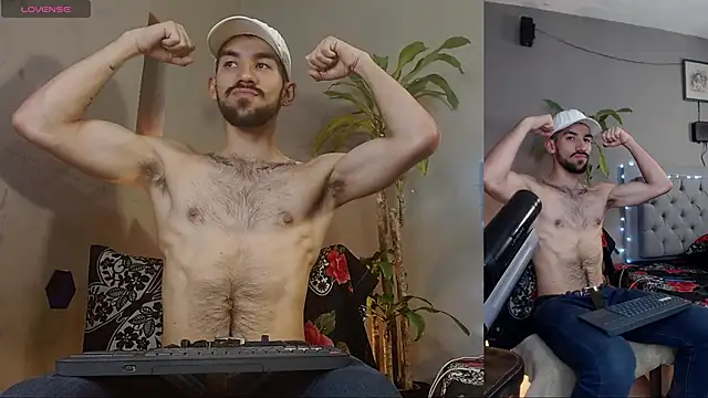 Snapshot of Mr_WhiteCock chatting on 03.09.25 Mr WhiteCock online show from 03.09.25