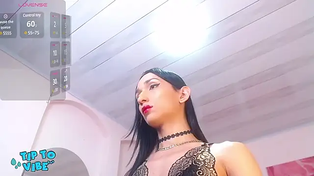 Snapshot of tamarafoxy_ chatting on 01.18.25 tamarafoxy online show from 01.18.25