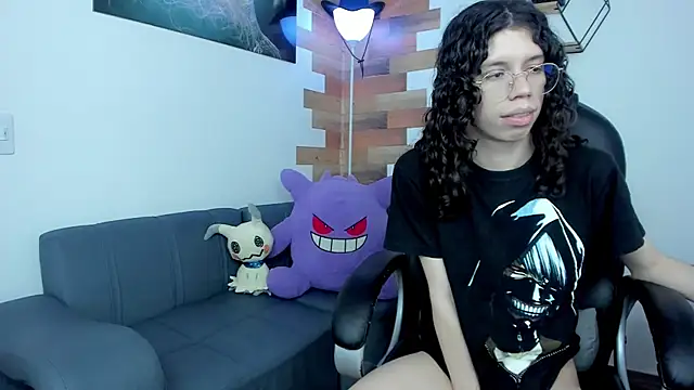 Angel Dust18 online show from 02.06.25