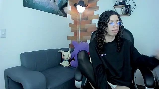 Angel Dust18 online show from 02.22.25