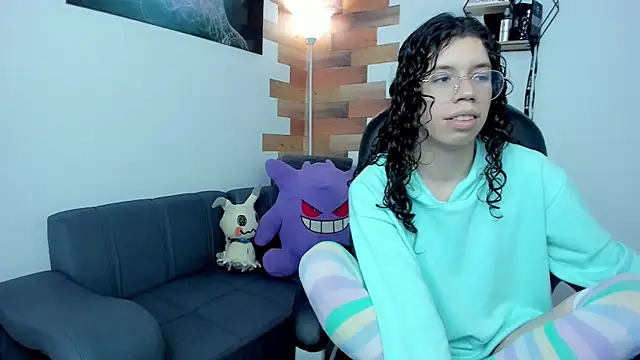 Angel Dust18 online show from 02.28.25