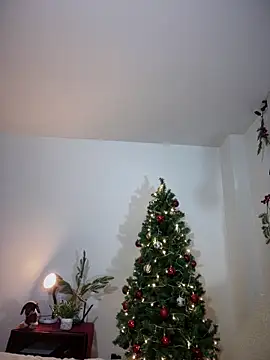 Rae Lil White online show from 12.23.24