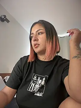 Rae Lil White online show from 02.16.25