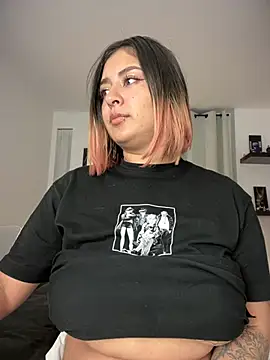 Rae Lil White online show from 02.17.25