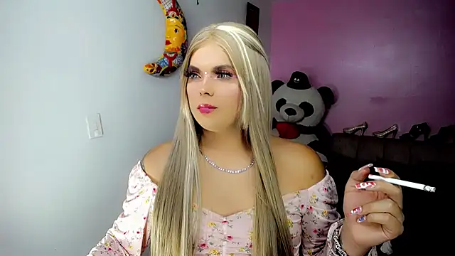 Snapshot of SweetKim21 chatting on 01.21.25 SweetKim21 online show from 01.21.25