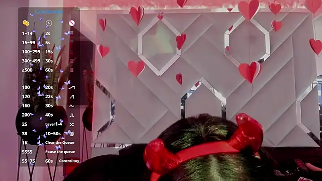 Sara Foxx1 online show from 02.14.25