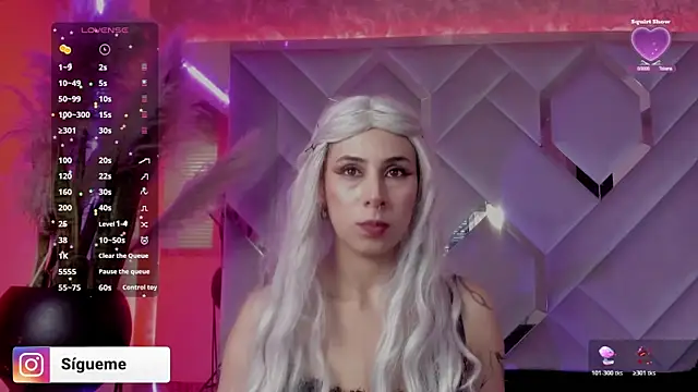 Sara Foxx1 online show from 12.15.25