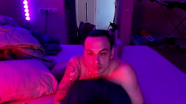 Snapshot of baphomet_from_ice chatting on 04.11.26 baphomet from ice online show from 04.11.26
