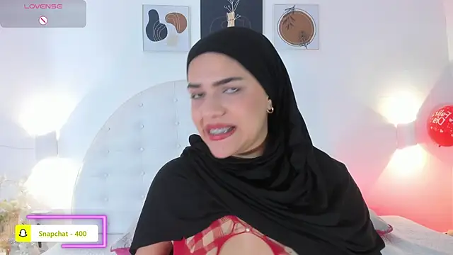 Snapshot of Umarani_ chatting on 02.24.26 Umarani online show from 02.24.26