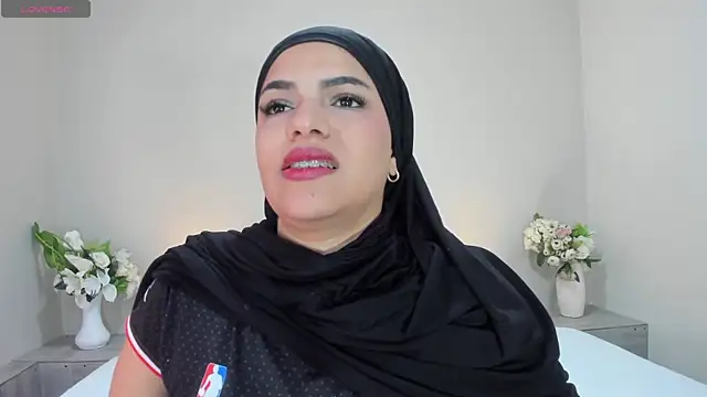 Snapshot of Umarani_ chatting on 05.05.26 Umarani online show from 05.05.26