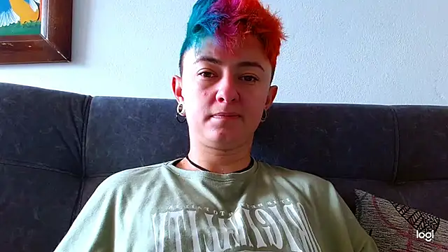 Snapshot of tomboyblue chatting on 02.10.25 tomboyblue online show from 02.10.25