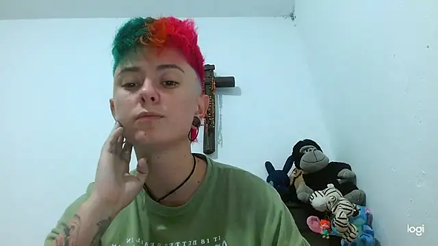 Snapshot of tomboyblue chatting on 02.14.25 tomboyblue online show from 02.14.25