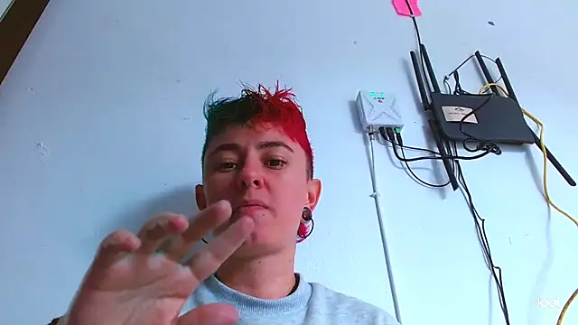 Snapshot of tomboyblue chatting on 02.21.25 tomboyblue online show from 02.21.25