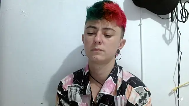 Snapshot of tomboyblue chatting on 03.01.25 tomboyblue online show from 03.01.25