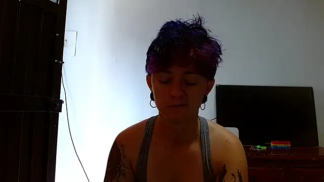 tomboyblue online show from 05.13.26
