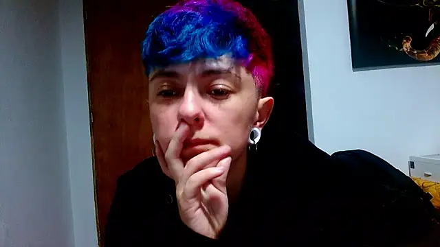 tomboyblue online show from 06.11.26