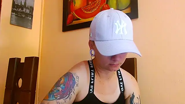 tomboyblue online show from 07.10.26