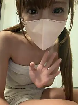 Snapshot of shihori_s2 chatting on 02.13.26 shihori s2 online show from 02.13.26