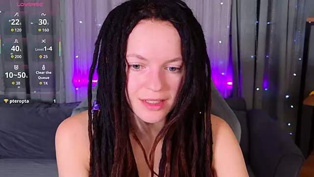 Snapshot of CoreyJane chatting on 05.11.26 CoreyJane online show from 05.11.26
