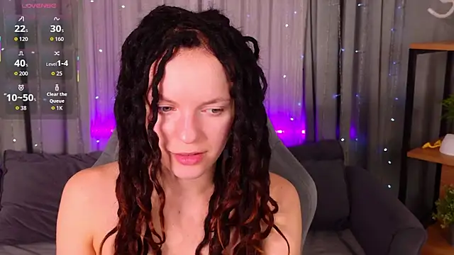 Snapshot of CoreyJane chatting on 05.25.26 CoreyJane online show from 05.25.26