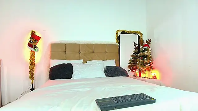 PaoL22 online show from 12.31.24