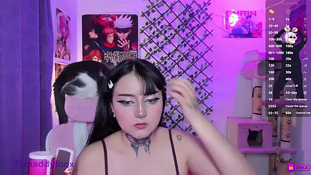 Snapshot of MaddyFooxx chatting on 05.02.26 MaddyFooxx online show from 05.02.26