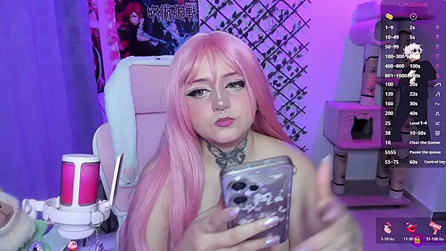 Snapshot of MaddyFooxx chatting on 05.31.26 MaddyFooxx online show from 05.31.26