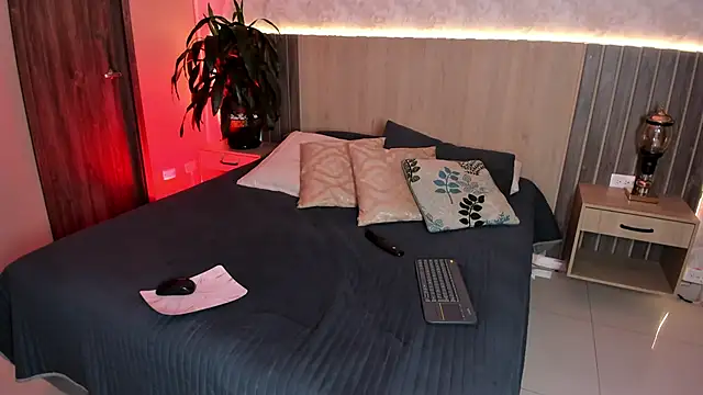 rebeca cortez  online show from 04.16.26