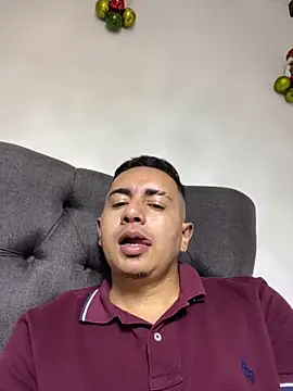 DanielGomez9 online show from 12.25.24