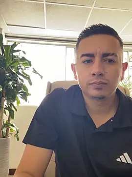 DanielGomez9 online show from 12.25.24